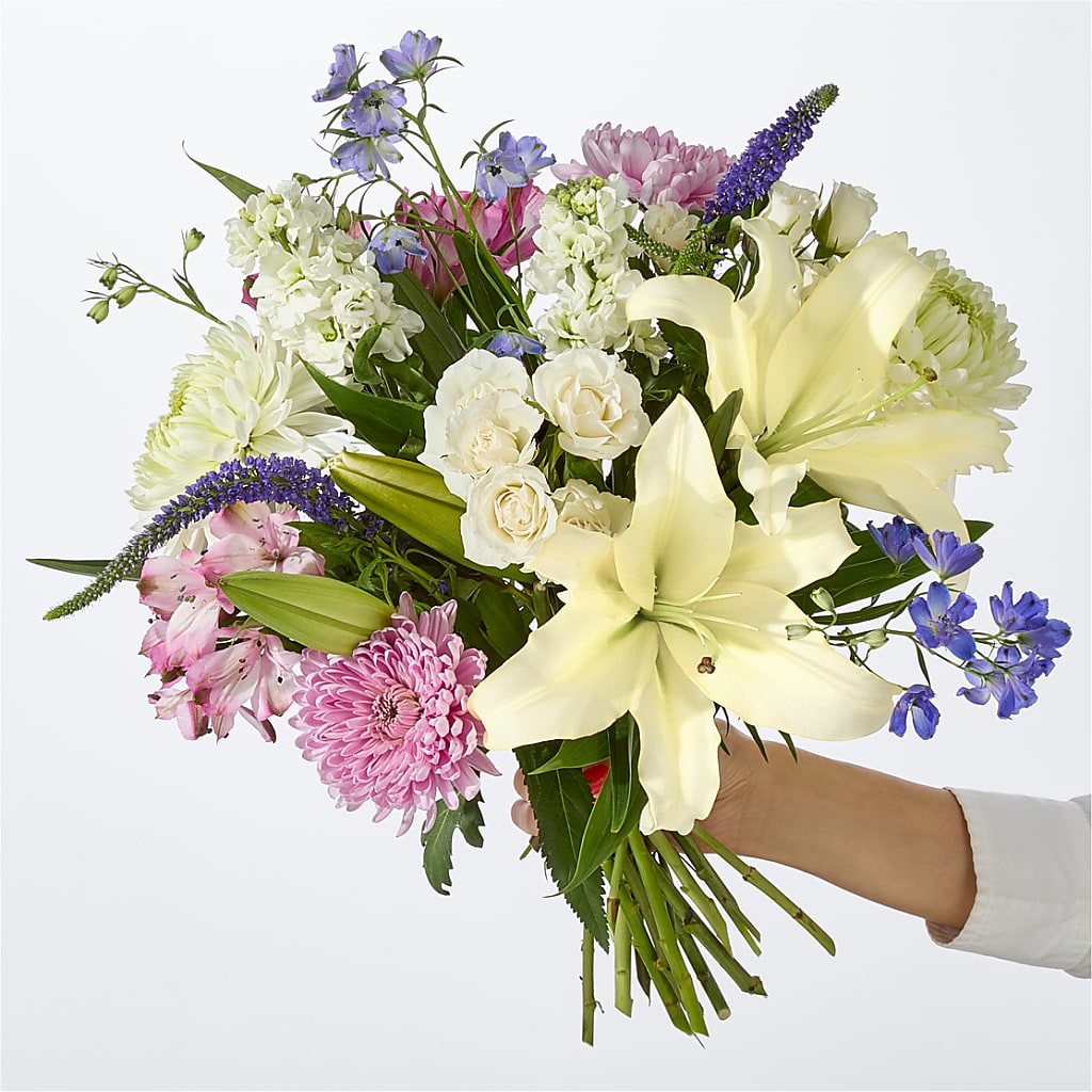 Winter Celebration Bouquet – FRIEND'S FLOWERS, Los Angeles CA