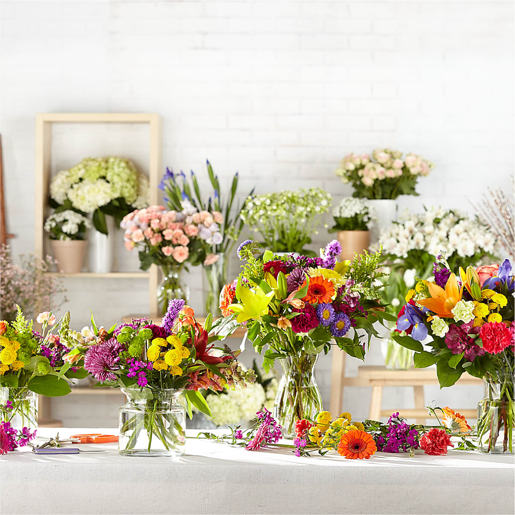 Bold & Bright – A Florist Original – FRIEND'S FLOWERS, Los Angeles CA