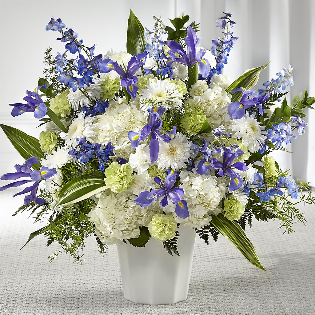 Soft Serenity Floor Basket – FRIEND'S FLOWERS, Los Angeles CA