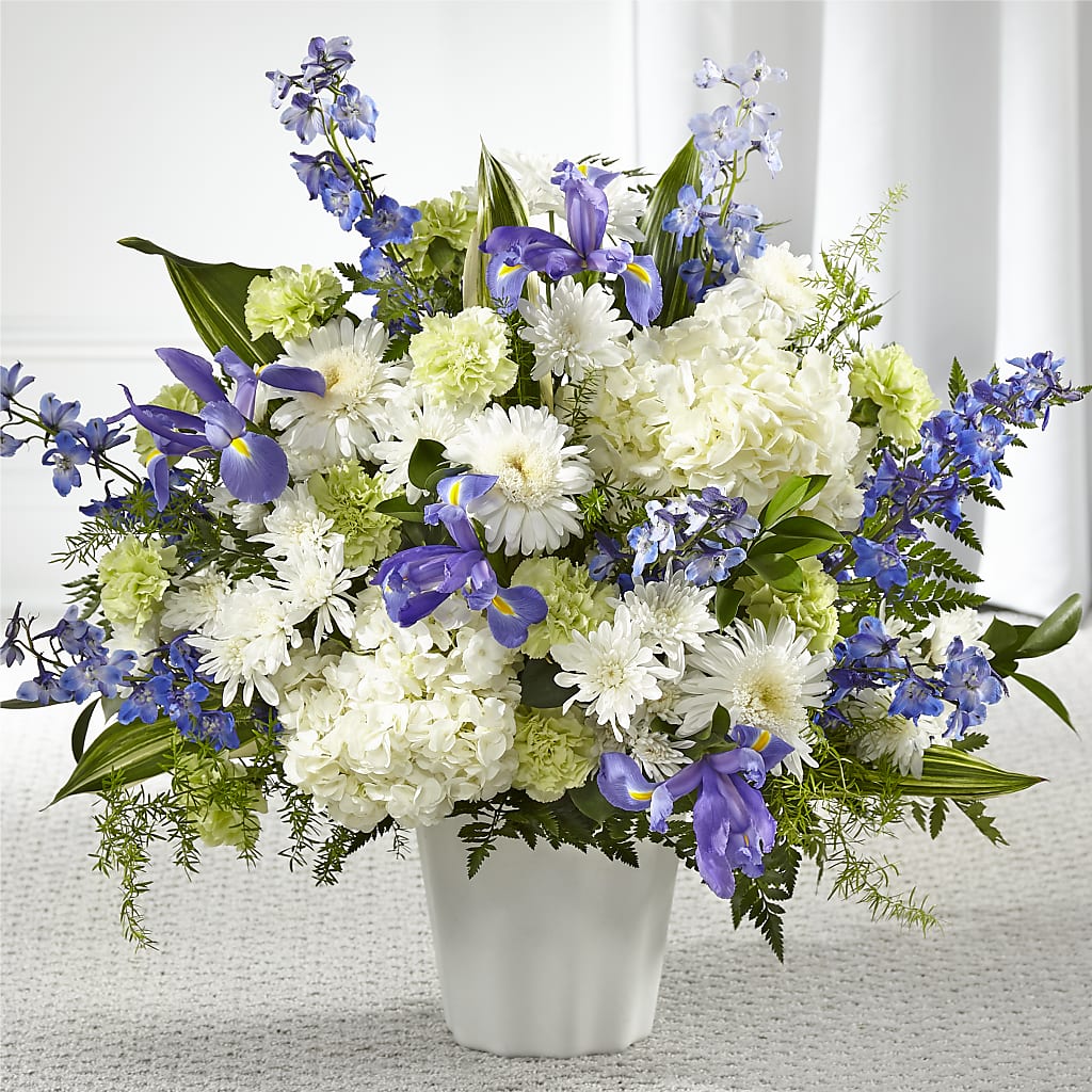 Soft Serenity Floor Basket – FRIEND'S FLOWERS, Los Angeles CA