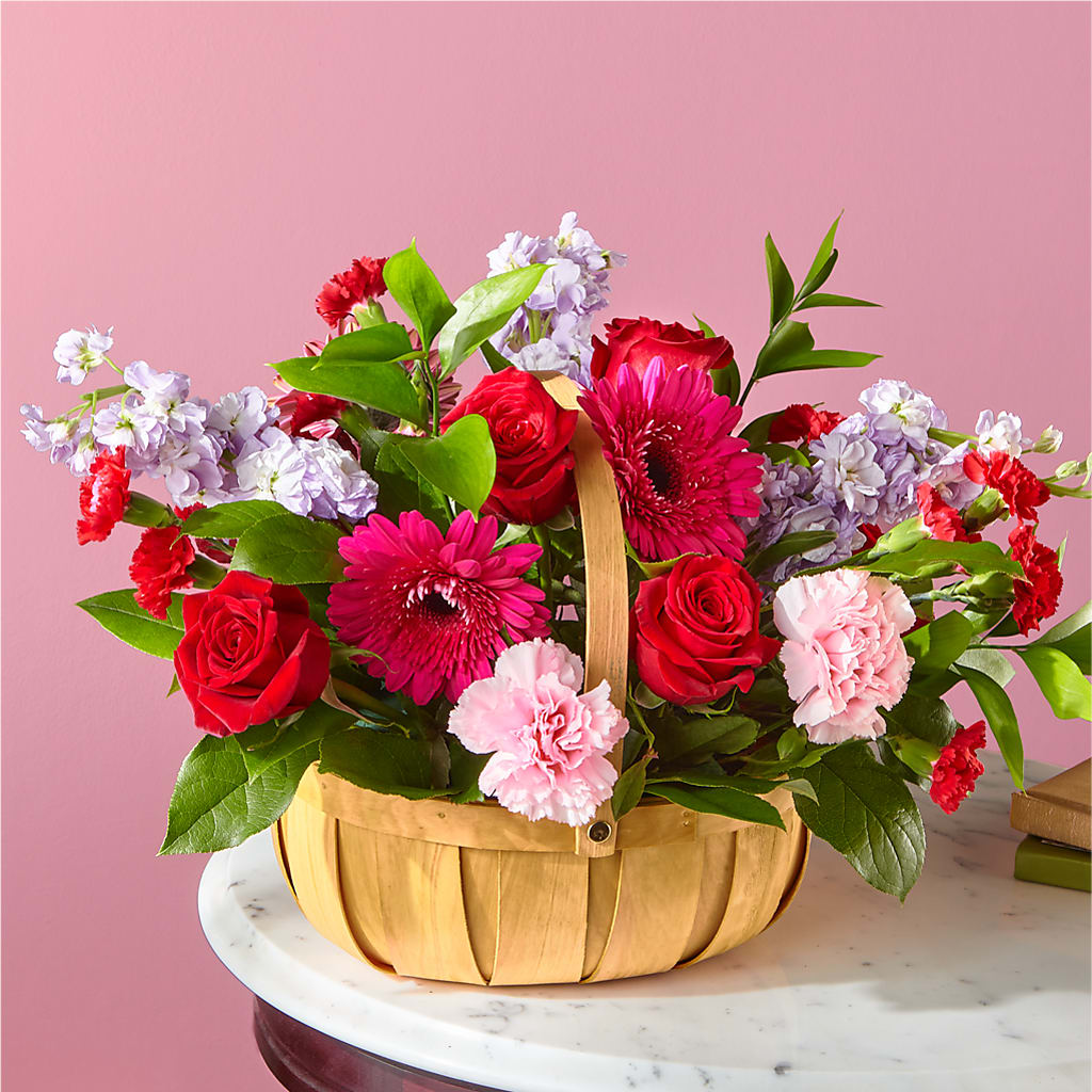 Pink Picnic Basket – FRIEND'S FLOWERS, Los Angeles CA