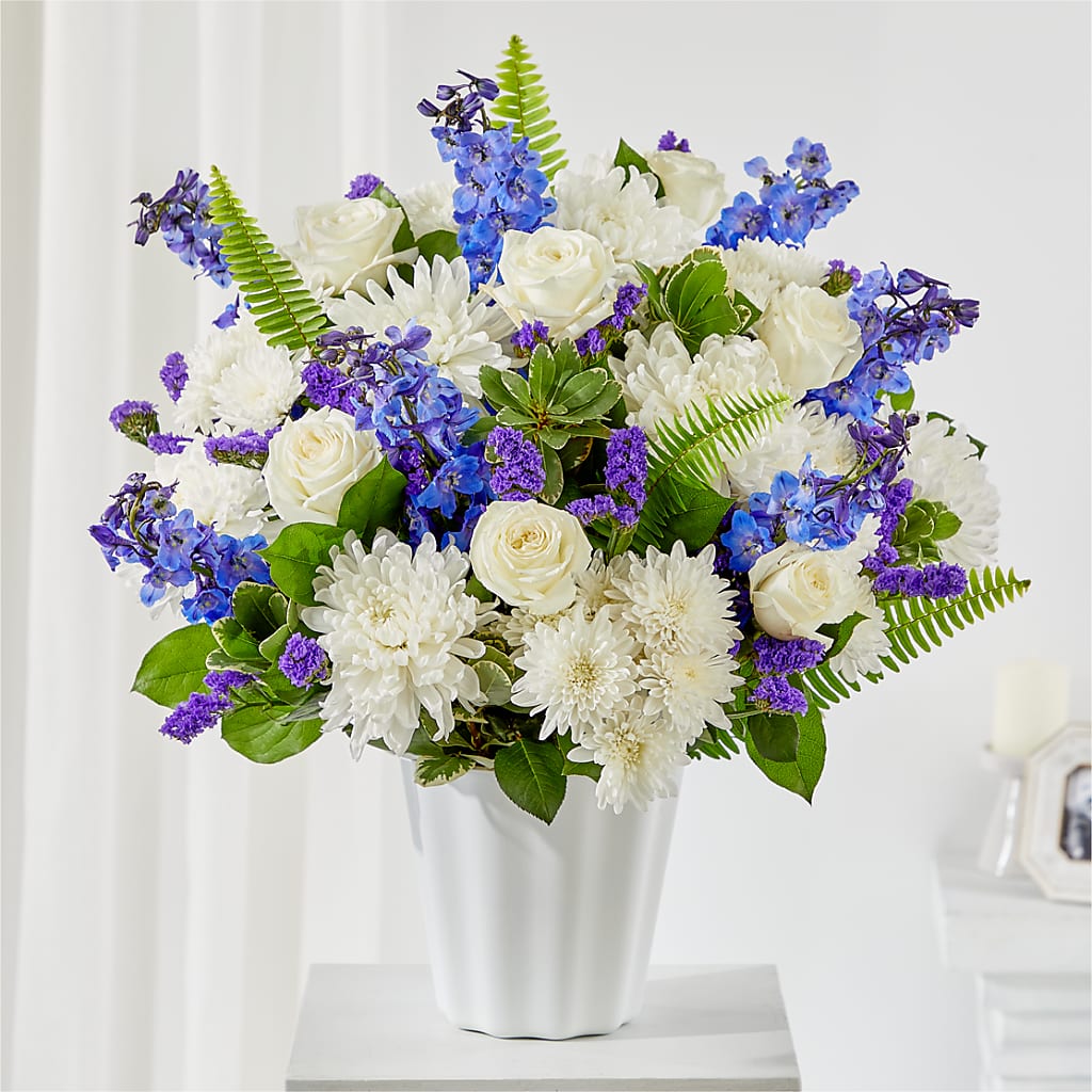 Hold Dear Tabletop Basket – FRIEND'S FLOWERS, Los Angeles CA