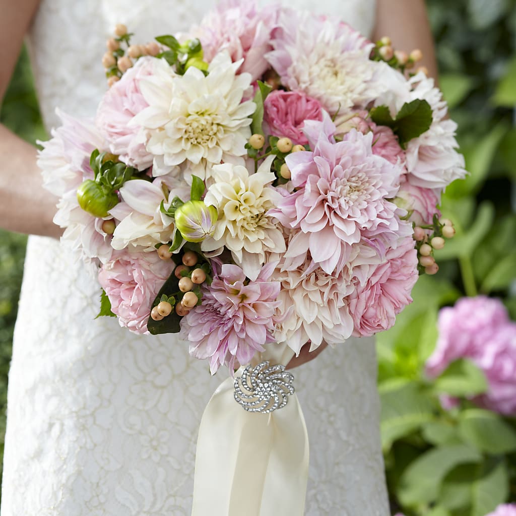 Heart's Promise Bouquet – FRIEND'S FLOWERS, Los Angeles CA