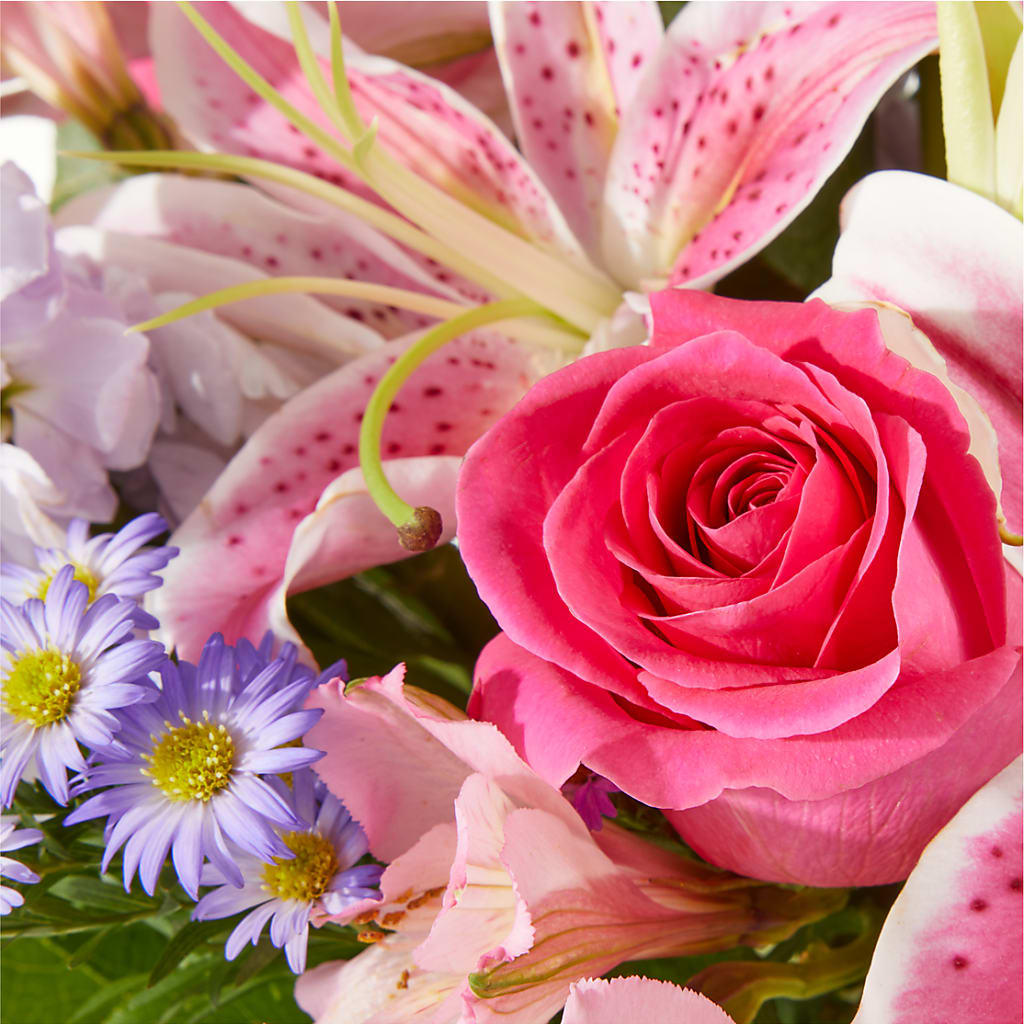 Pressing Petals Bouquet – FRIEND'S FLOWERS, Los Angeles CA