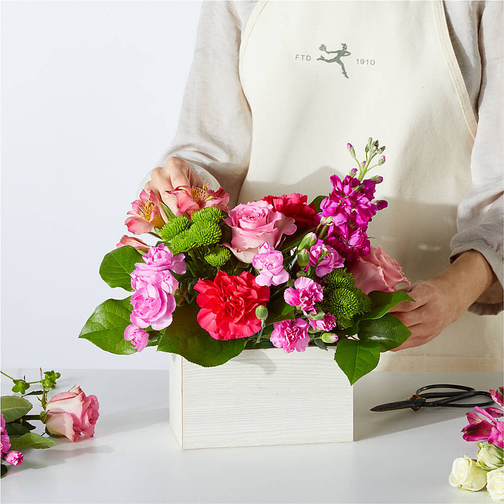 Sweetberry Box – A Florist Original – FRIEND'S FLOWERS, Los Angeles CA