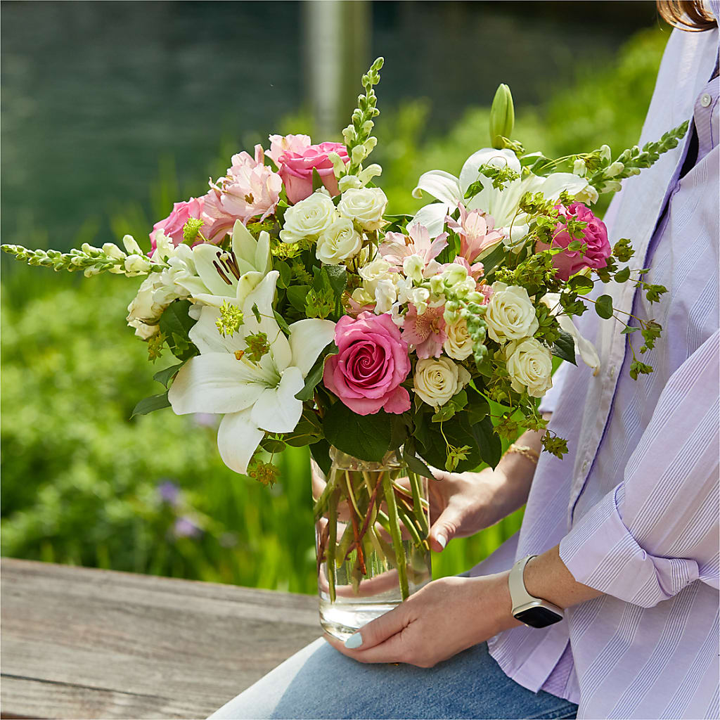 Fondly Bouquet – FRIEND'S FLOWERS, Los Angeles CA