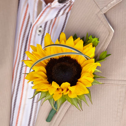 Free Spirit Boutonniere – FRIEND'S FLOWERS, Los Angeles CA