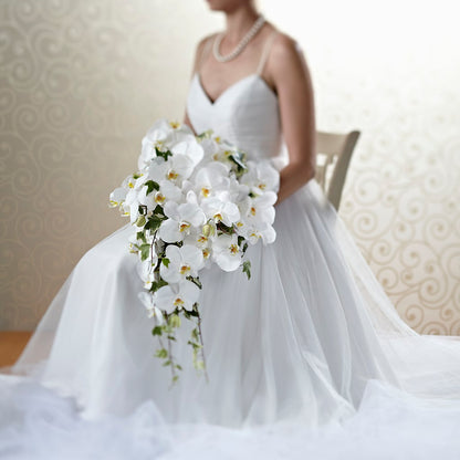 Classic White Bouquet – FRIEND'S FLOWERS, Los Angeles CA